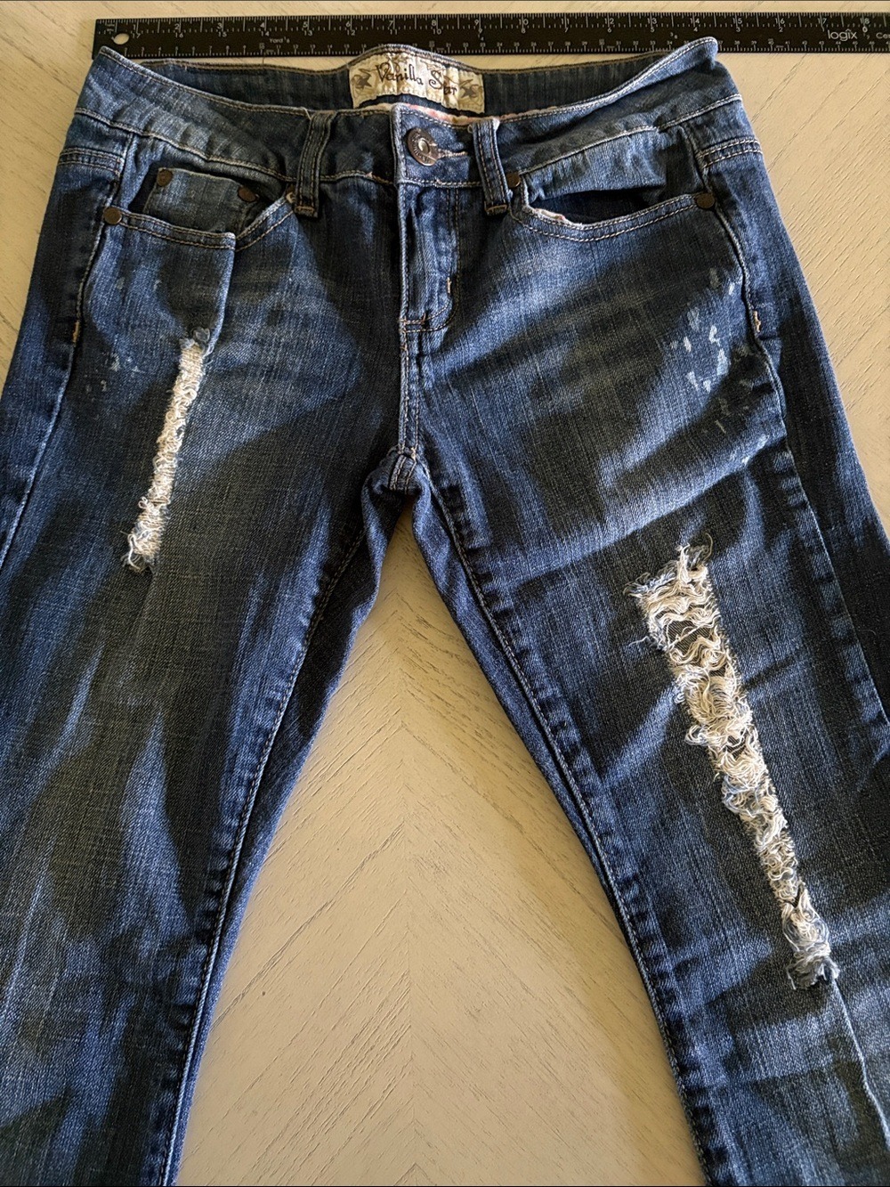 Vanilla Star Heavily Distressed Skinny Jeans - Size 9 - [PH1]